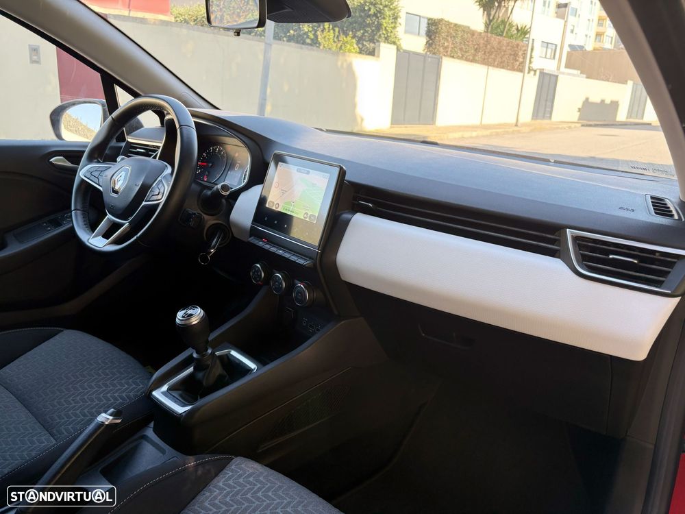 Renault Clio 1.0 TCe Limited - 32