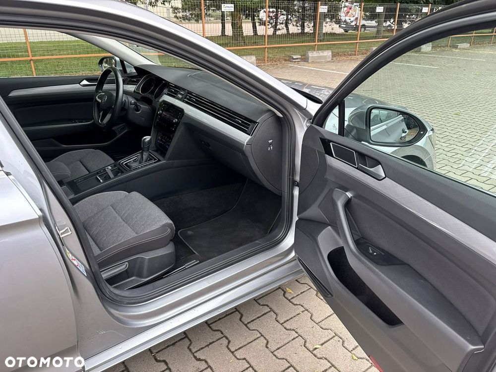 Volkswagen Passat 1.5 TSI EVO Business DSG - 22