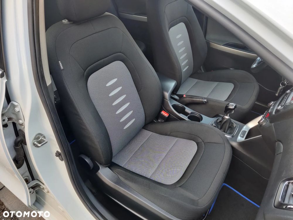 Kia Ceed 1.4 CRDi 90 Vision - 28