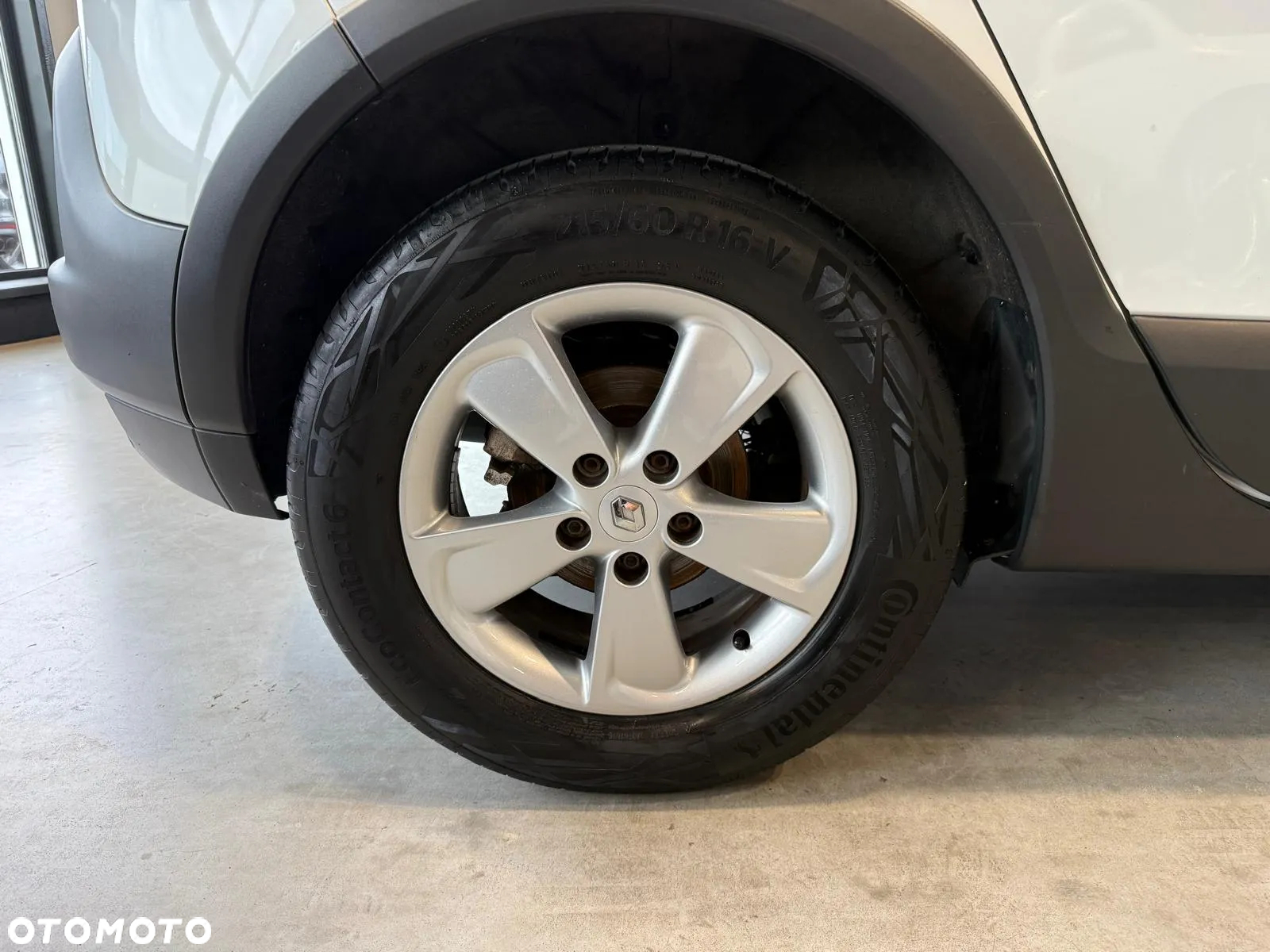 Renault Scenic ENERGY TCe 115 S&S Xmod Paris - 22