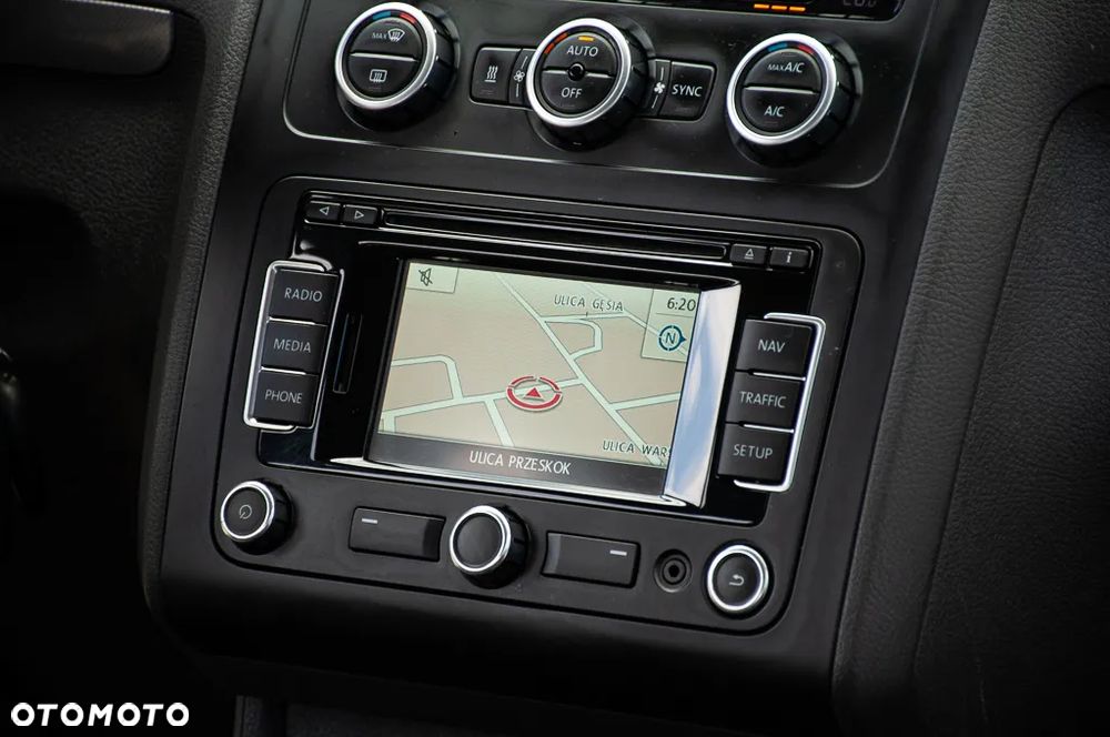 Volkswagen Touran 1.6 TDI DPF MATCH - 25