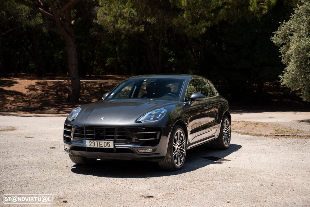 Porsche Macan Turbo - 2