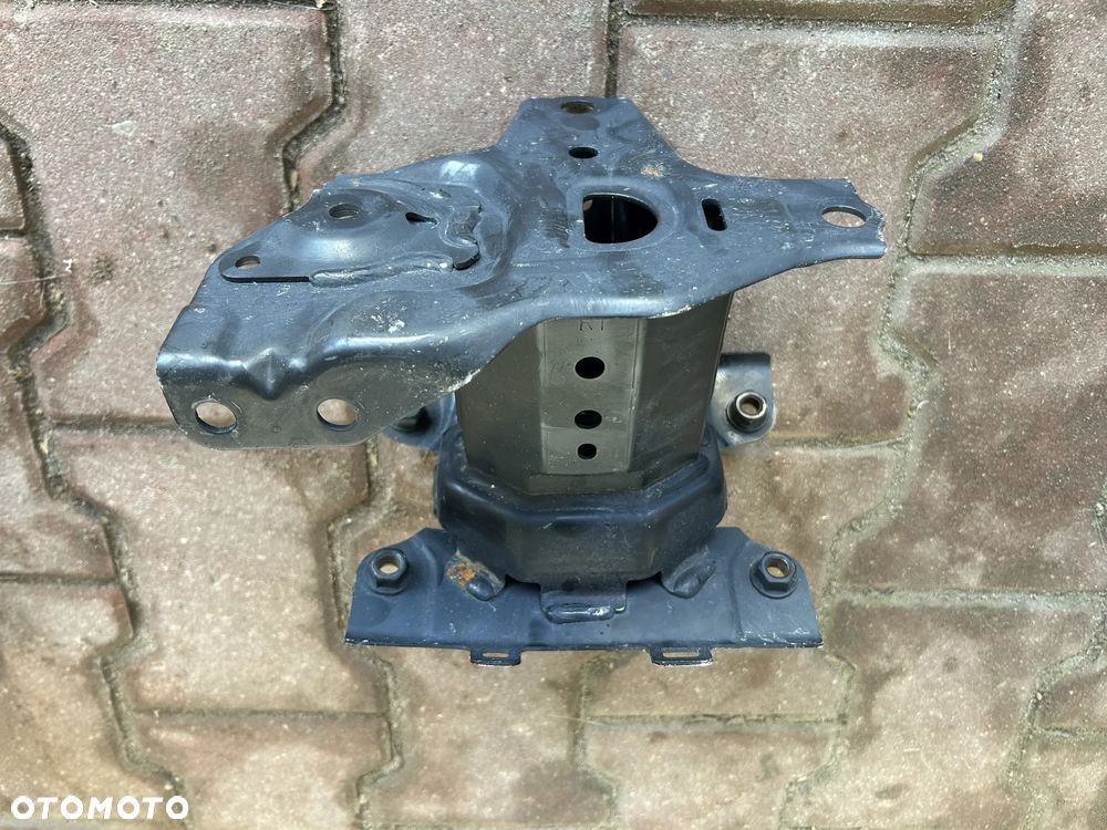 TOYOTA YARIS IV 4 2020- STREFA ZGNIOTU PRZEDNIA PODPORA PRZÓD PRAWA PRAWY KIEŁ - 2