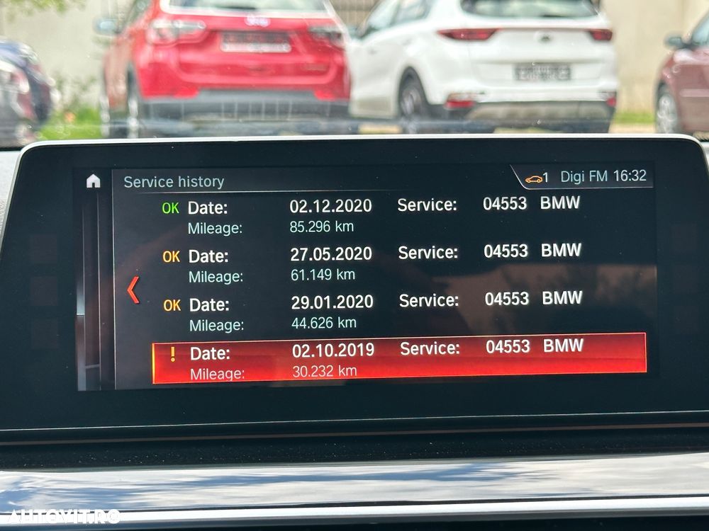 BMW Seria 5 520d Aut. - 27