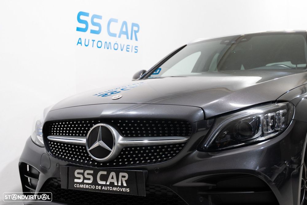 Mercedes-Benz C 300 e AMG Line - 4