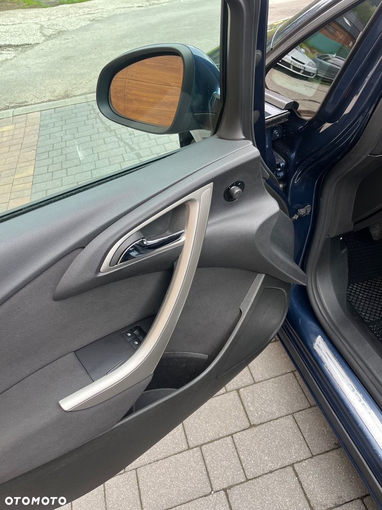 Opel Astra - 12