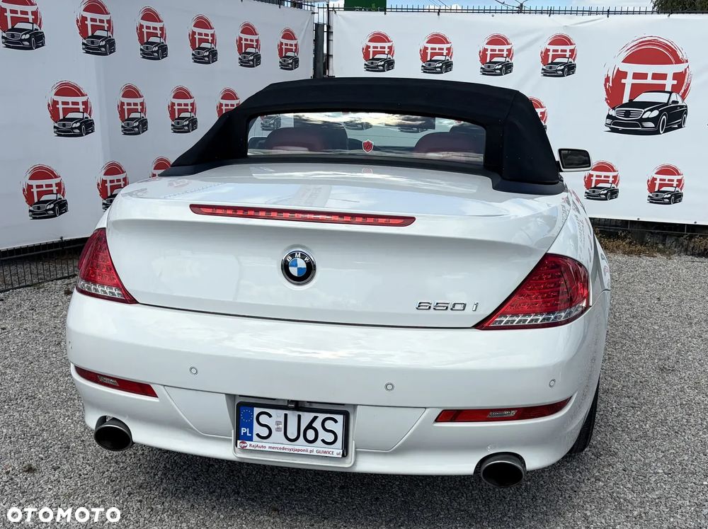 BMW Seria 6 650 i - 12