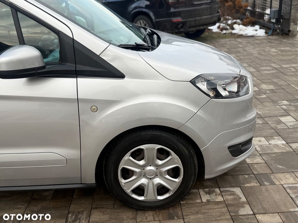 Ford Tourneo Courier 1.5 TDCi Titanium - 9