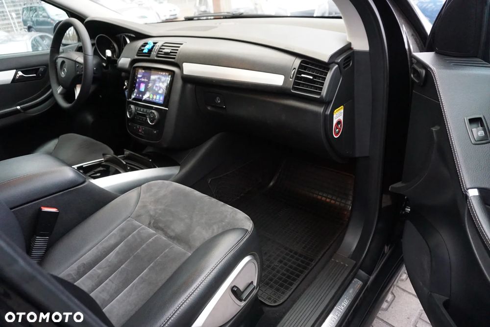 Mercedes-Benz Klasa R 320 CDI 4Matic 7G-TRONIC Travel Edition - 16