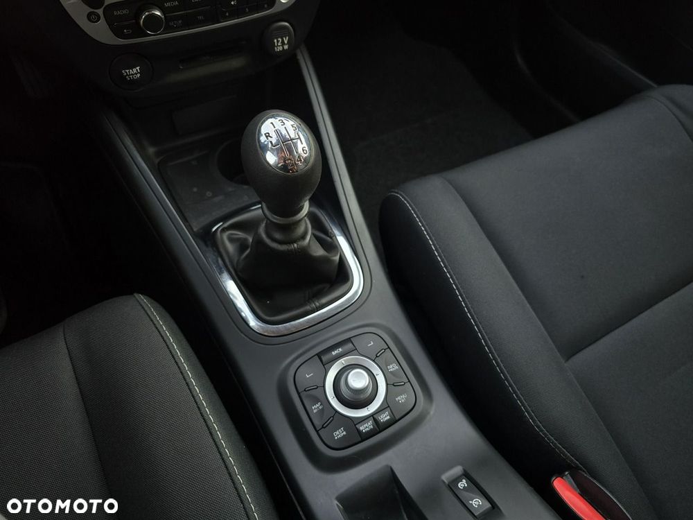 Renault Megane 1.6 16V 110 Paris - 32