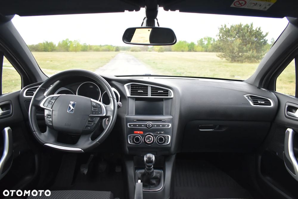 Citroën DS4 1.6 BlueHDi Be Chic S&S - 12