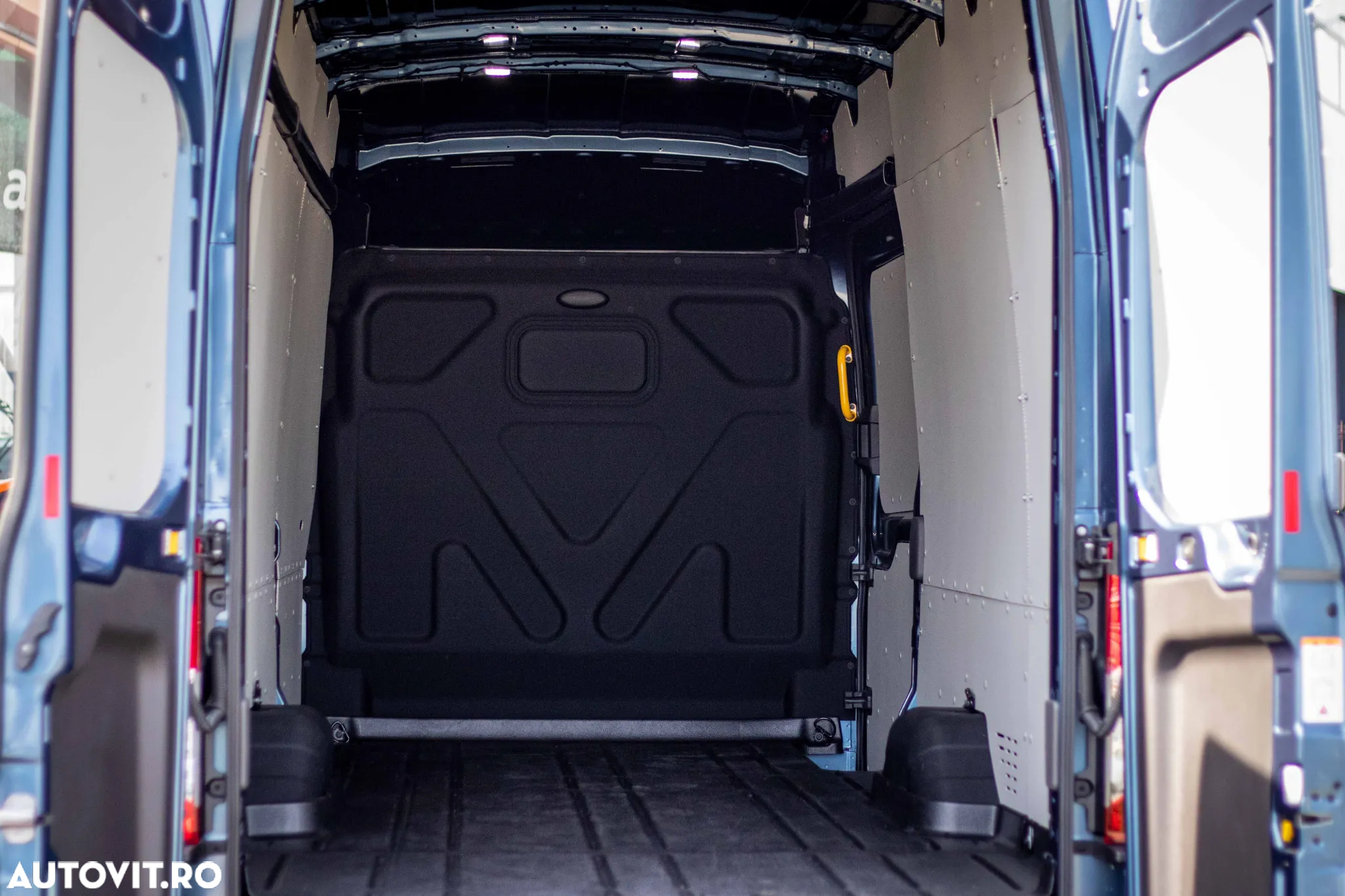Ford E TRANSIT - 15