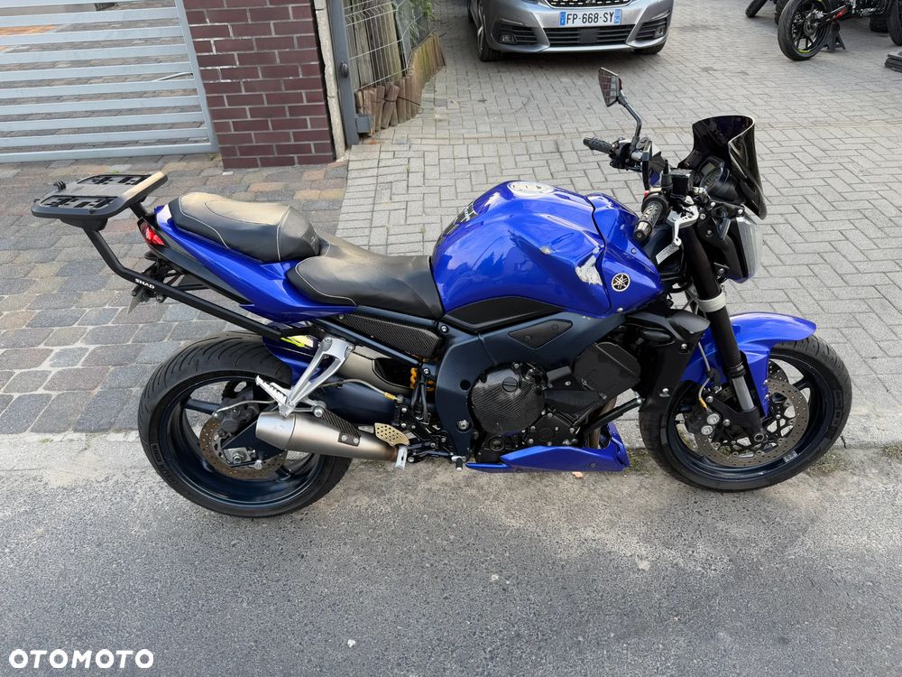 Yamaha FZ - 4