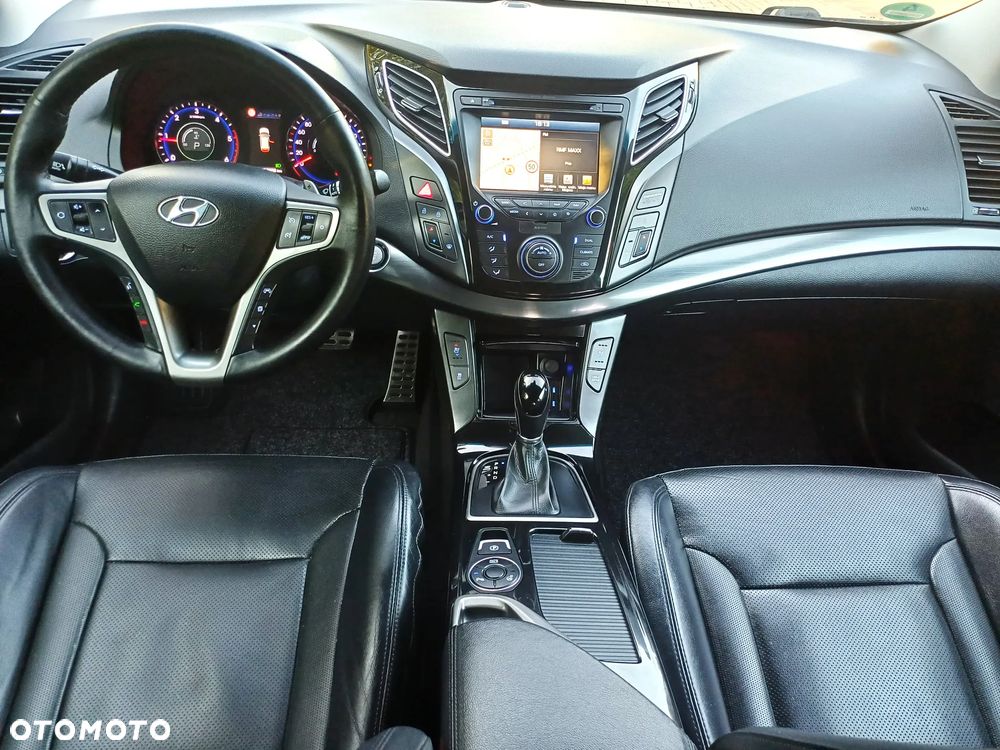 Hyundai i40 Kombi 1.7 CRDi DCT Premium - 7