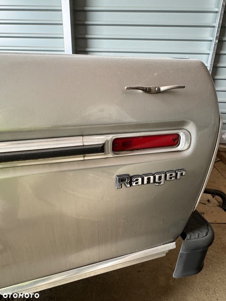 Ford Ranger - 12