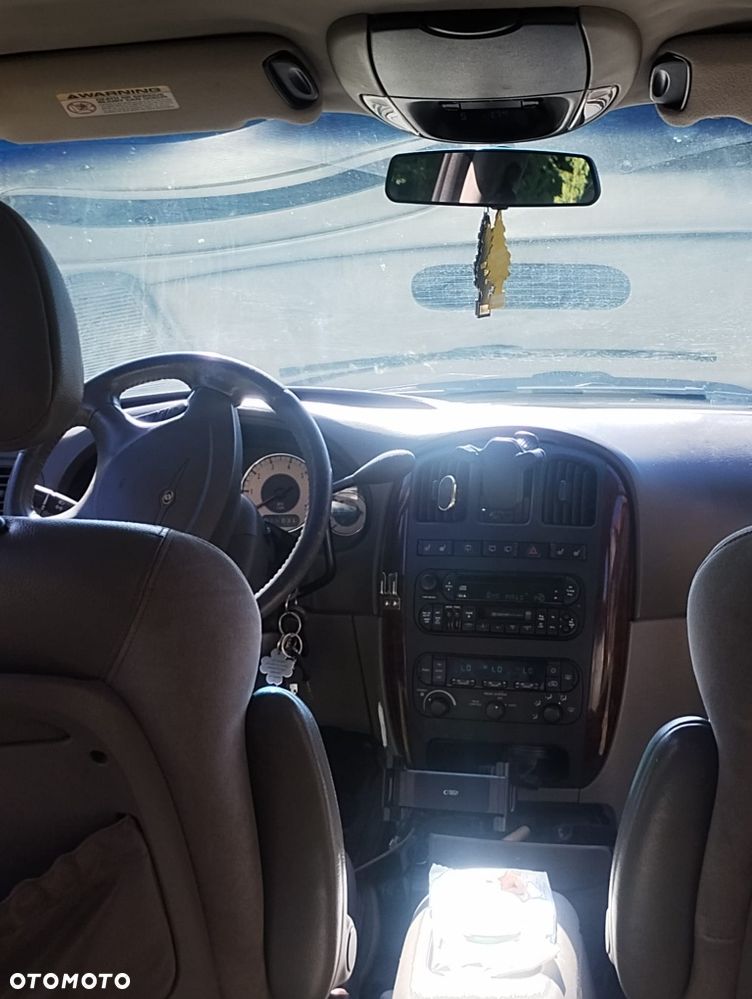 Chrysler Grand Voyager - 6