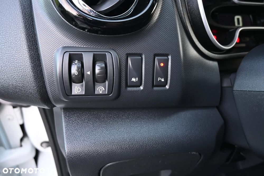 Renault Trafic - 20