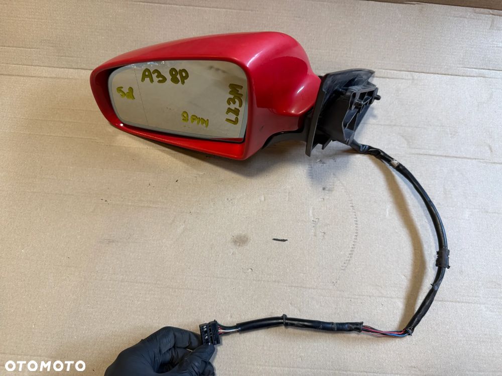 Lusterko lewe Audi A3 8P 5d 9 pin LZ3M OE - 1