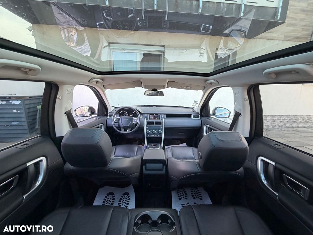 Land Rover Discovery Sport - 8