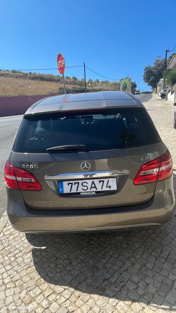 Mercedes-Benz B 200 CDI (BlueEFFICIENCY) - 6