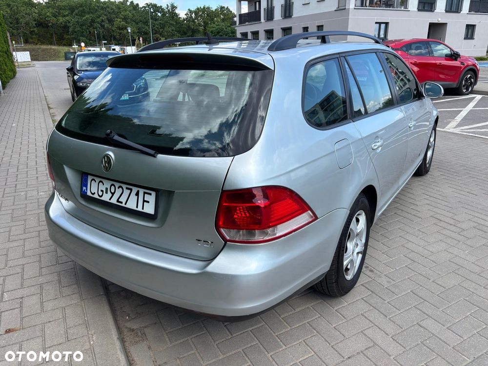Volkswagen Golf 1.9 TDI DSG DPF Trendline - 19