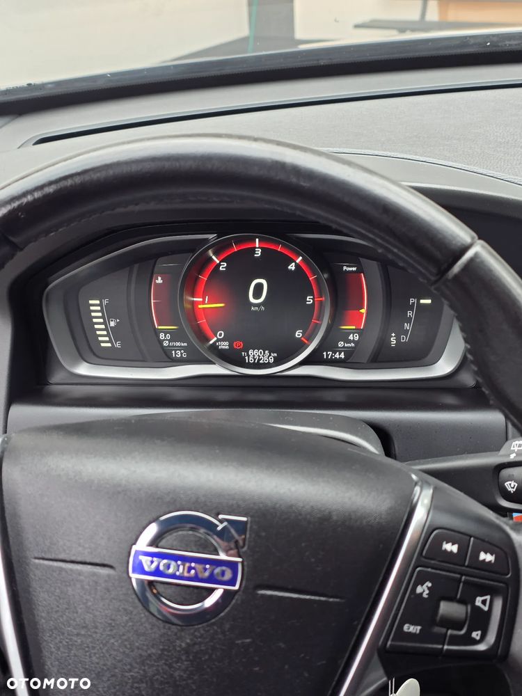 Volvo XC 60 D4 Geartronic Summum - 11