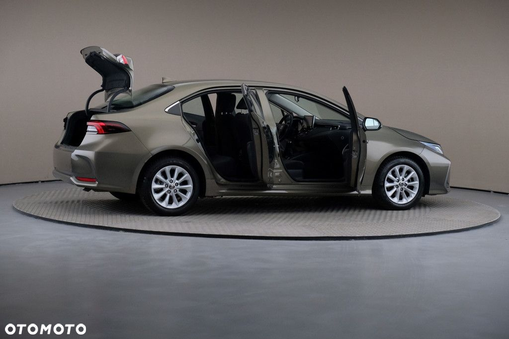 Toyota Corolla - 6