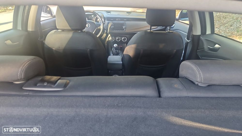 Alfa Romeo Giulietta 1.6 JTDM 16V B-Tech - 15