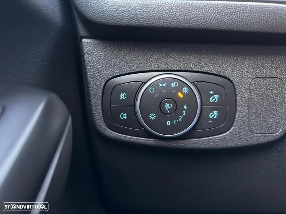 Ford Focus SW - 26