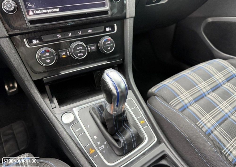 VW Golf 1.4 GTE Plug-in - 17