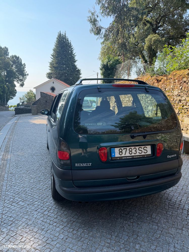 Renault Espace 2.2 dCi Authentique - 1