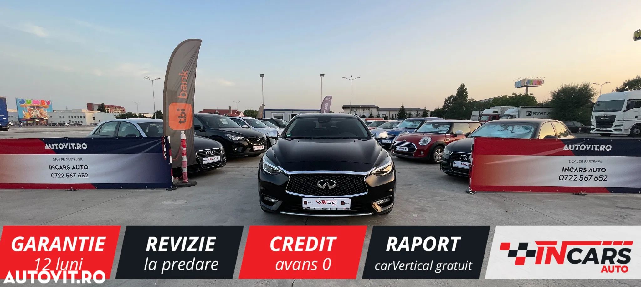 Infiniti Q30 - 1