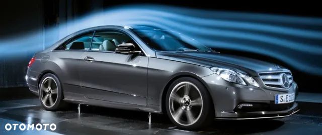 Mercedes-Benz Klasa E 250 CGI BlueEffICIENCY - 27