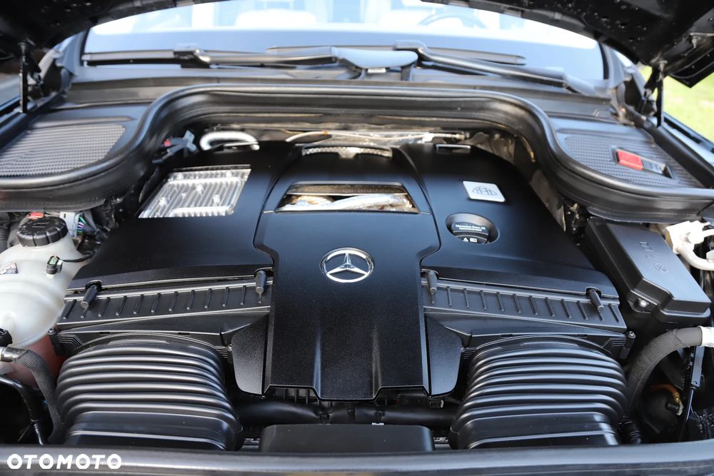 Mercedes-Benz GLS Maybach 600 4-Matic - 28