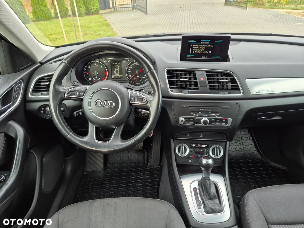Audi Q3 2012 photo 5
