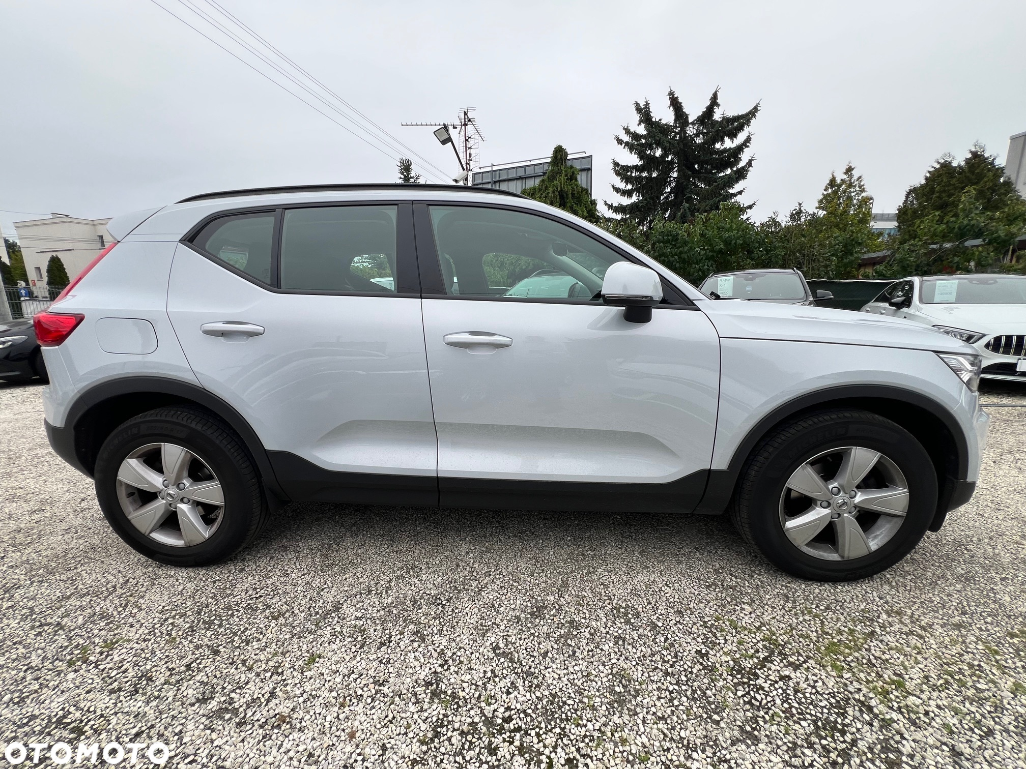 Volvo XC 40 T3 Momentum - 16