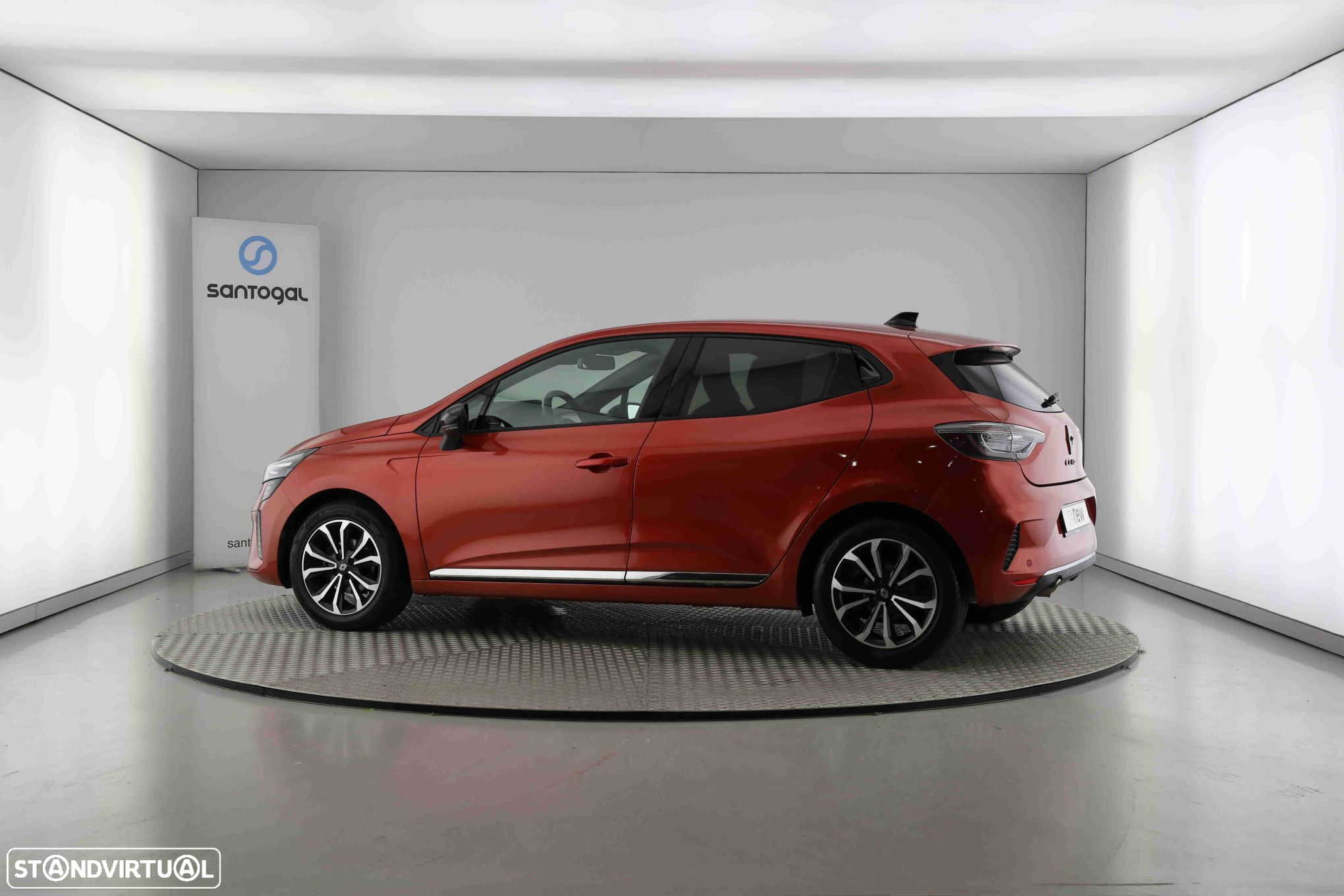 Renault Clio 1.0 TCe Techno Bi-Fuel - 5