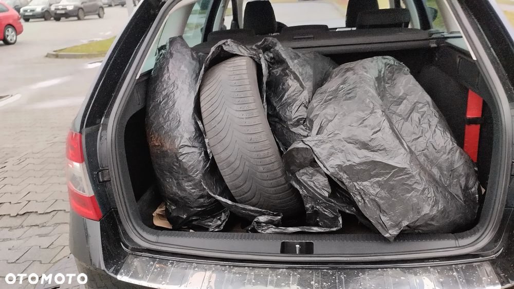 Skoda Octavia 2.0 TDI SCR Ambition - 19