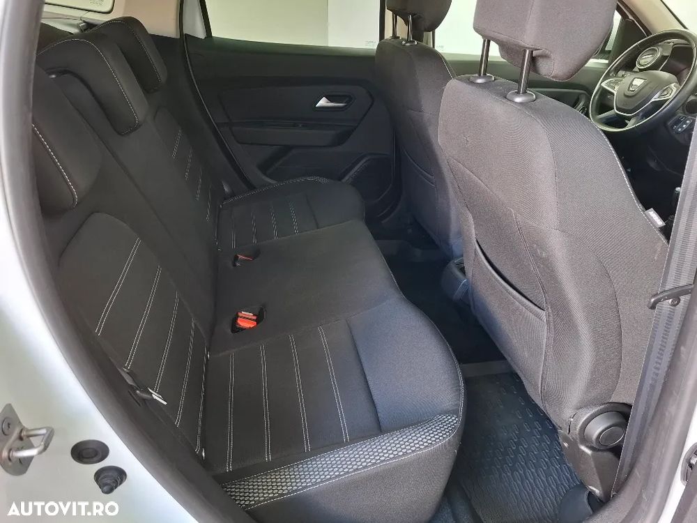 Dacia Duster 1.5 Blue dCi 4WD Prestige jante 17" - 13