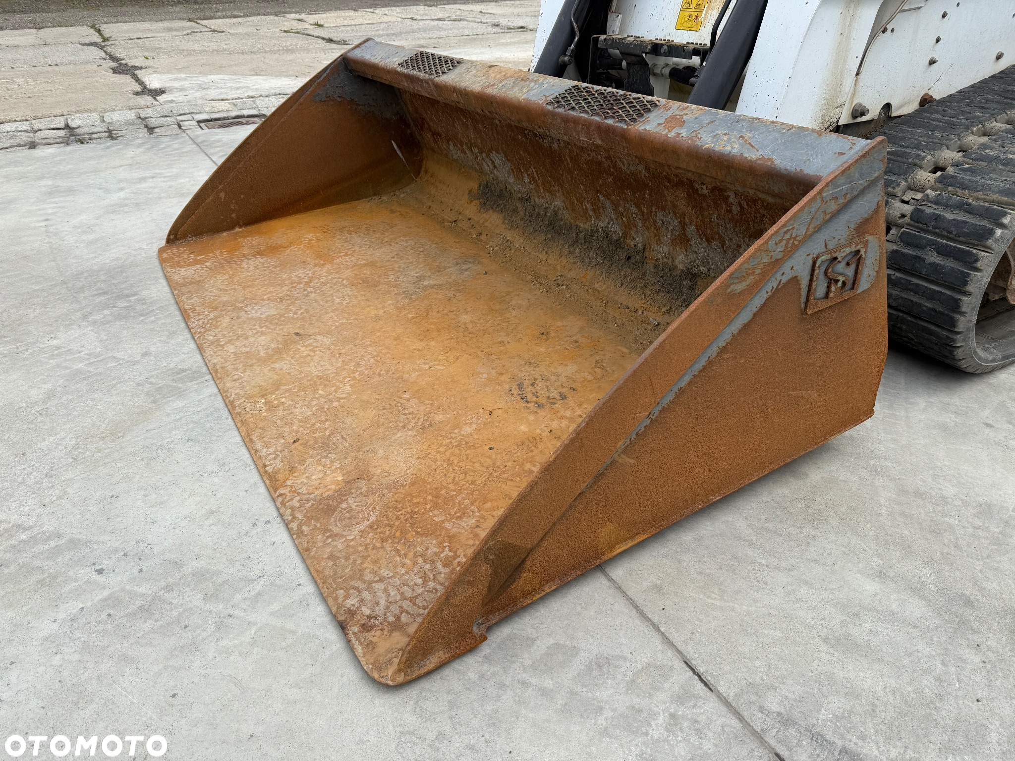Bobcat T770 - 17