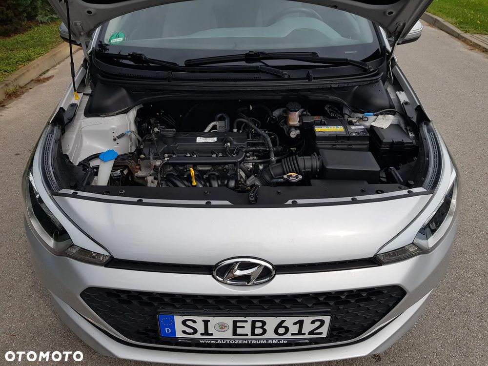 Hyundai i20 1.2 Passion Plus - 35