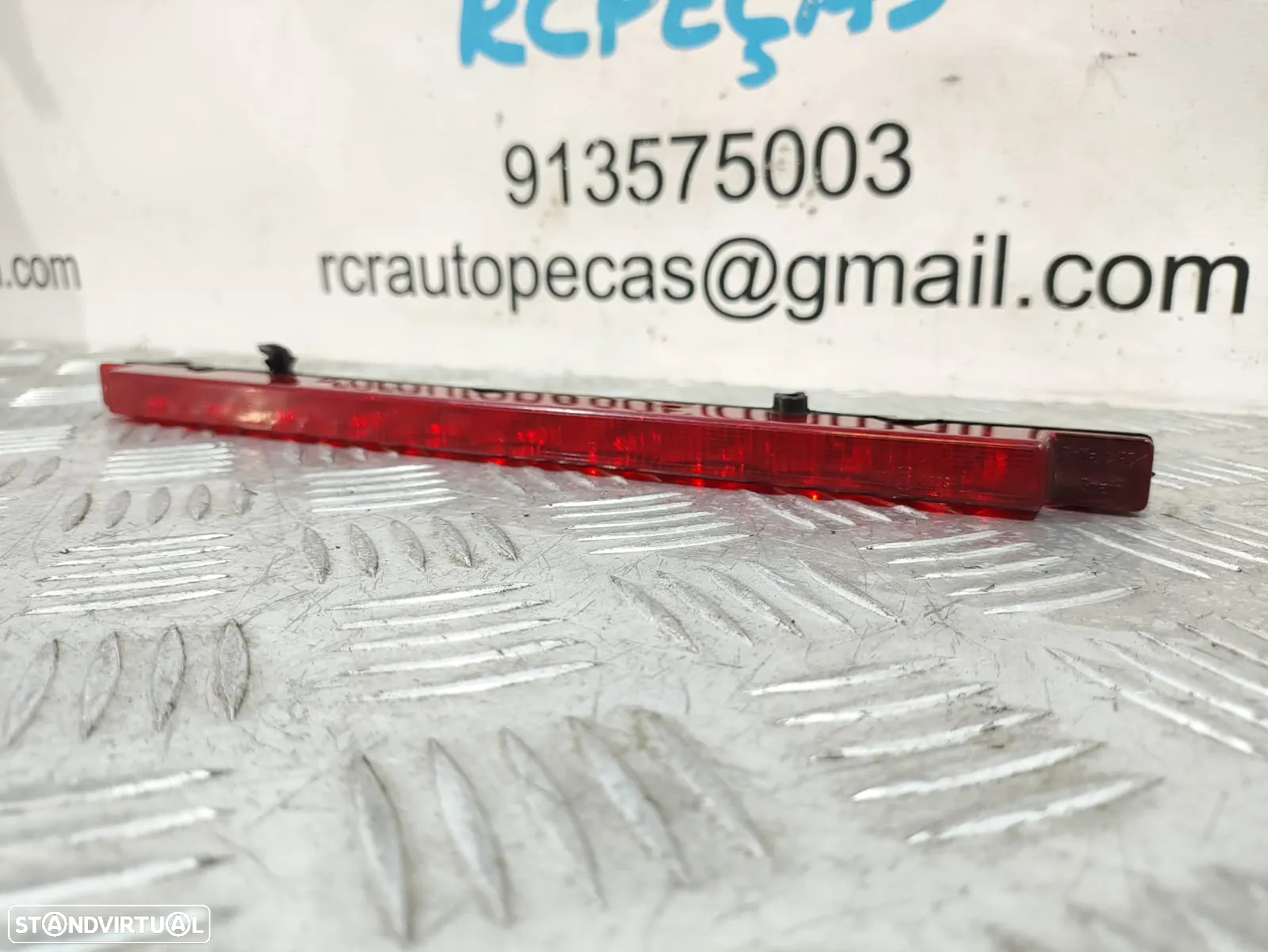 TERCEIRO STOP ORIGINAL AUDI A3 (8L) - 4