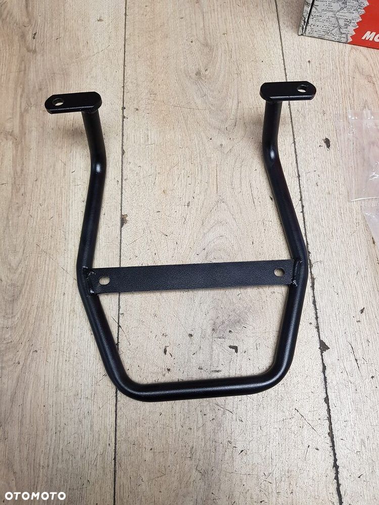 Stelaż pod kufer centralny Givi - 8