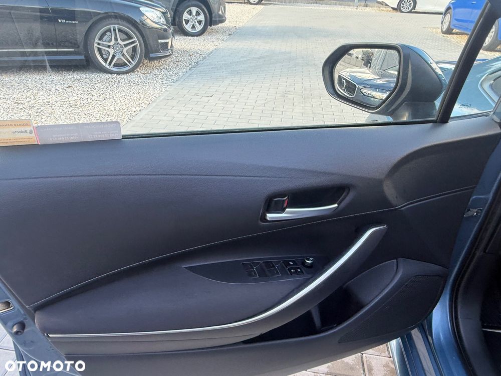 Toyota Corolla 1.8 Hybrid GPF Comfort - 13