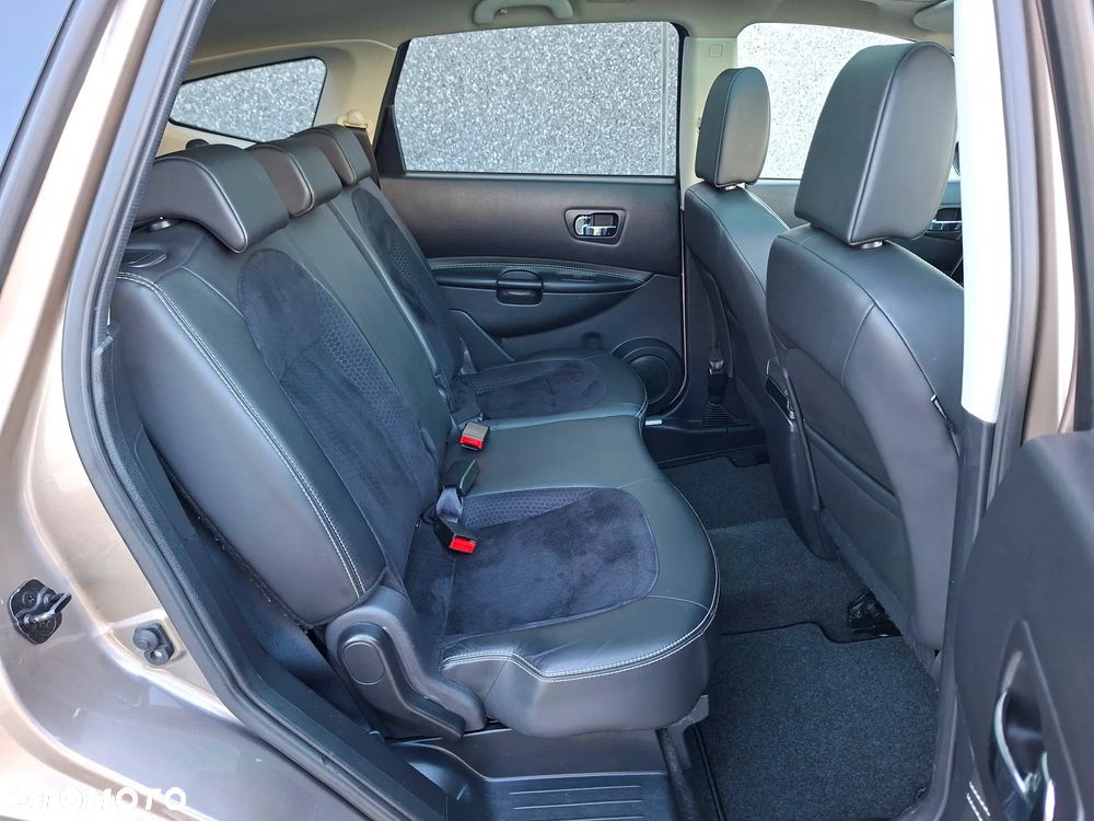 Nissan Qashqai+2 2.0 Tekna - 26