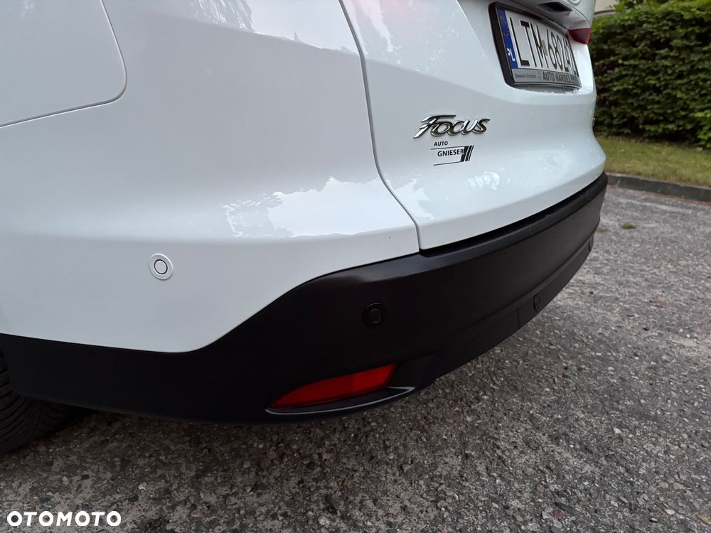 Ford Focus - 22