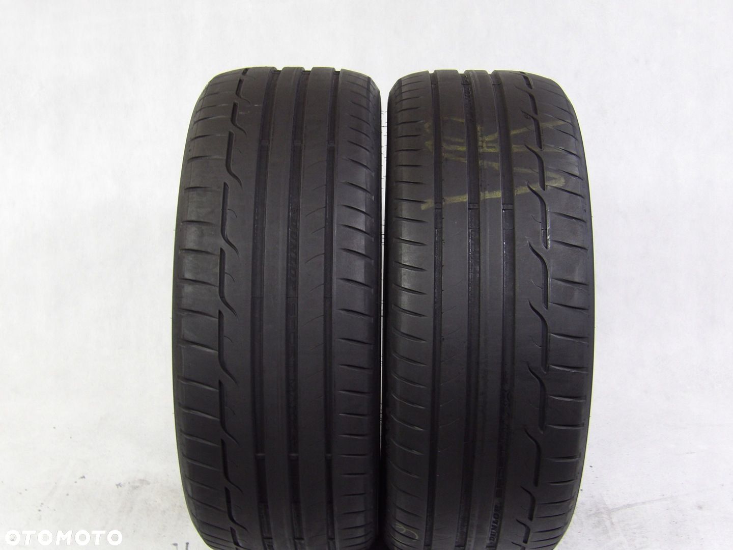 2x opona 245/45R19 DUNLOP SPORT MAXX RT - 1