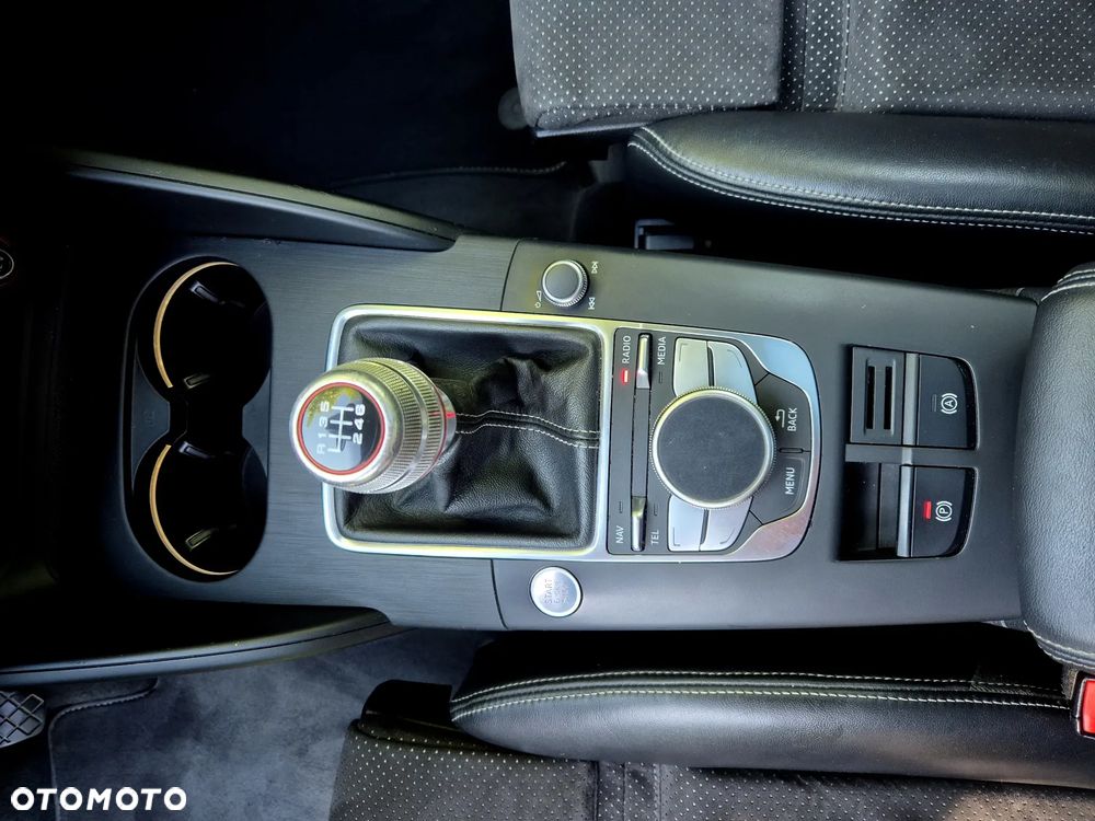 Audi A3 Sportback 2.0 TDI (clean diesel) S line Sportpaket - 11