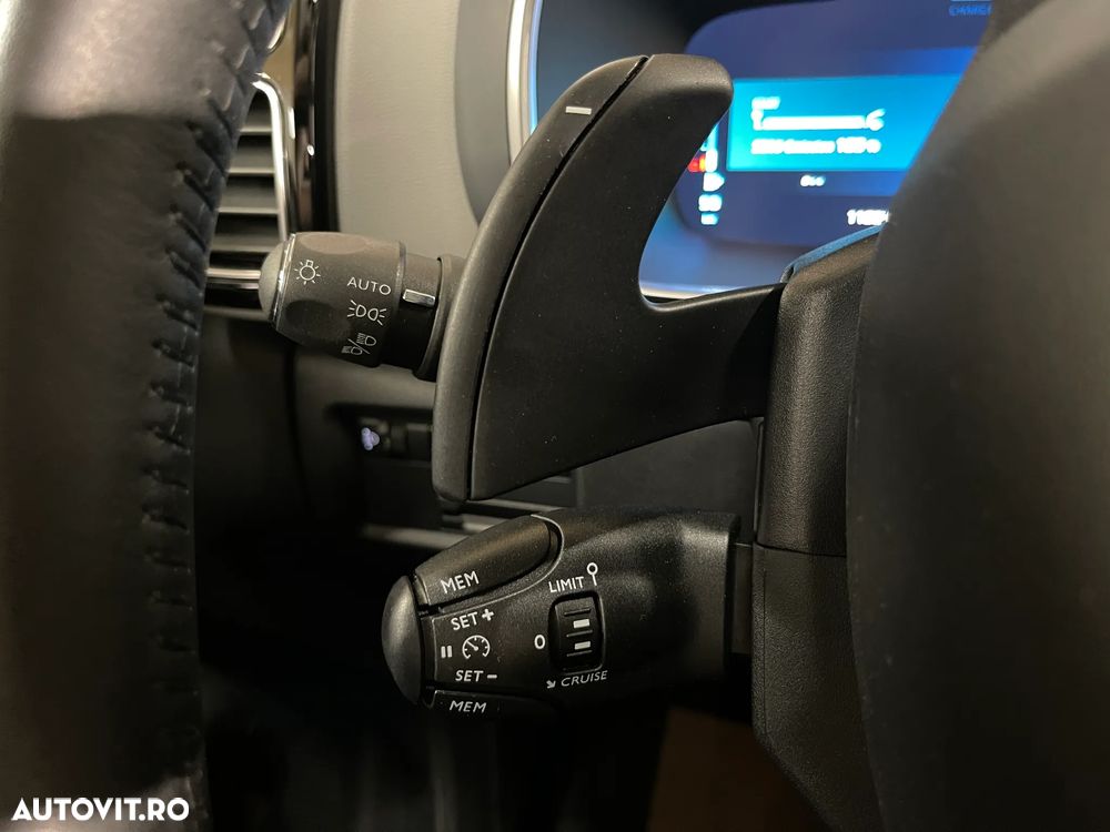 Citroën C5 Aircross 1.6 PHEV FWD 225 EAT8 Shine - 25