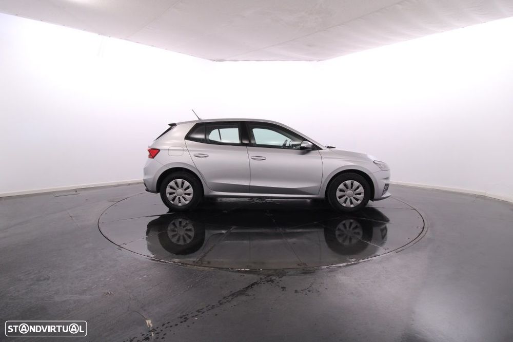 Skoda Fabia 1.0 MPI Selection - 9